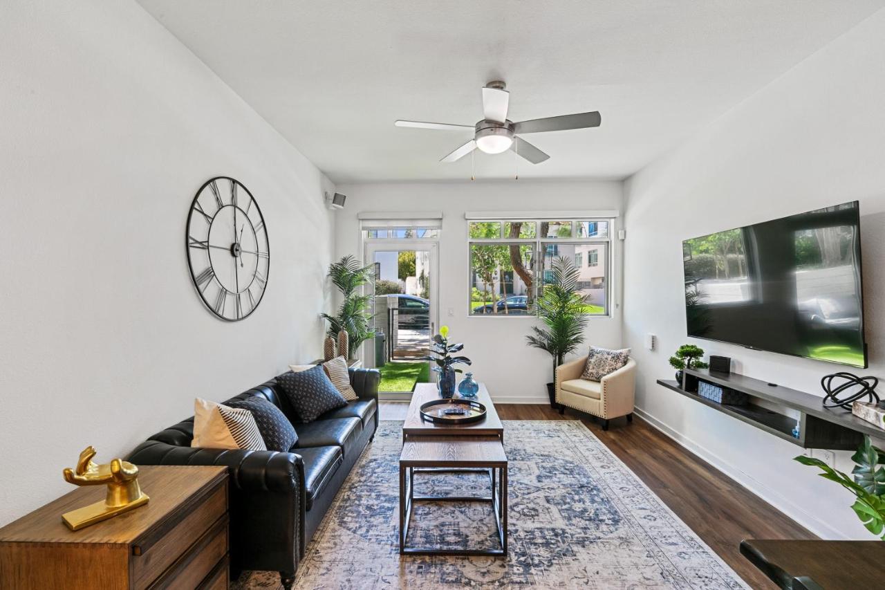 Beverly Grove Chic City Oasis 2 Bedroom Apt With Den 138 Los Angeles Dış mekan fotoğraf