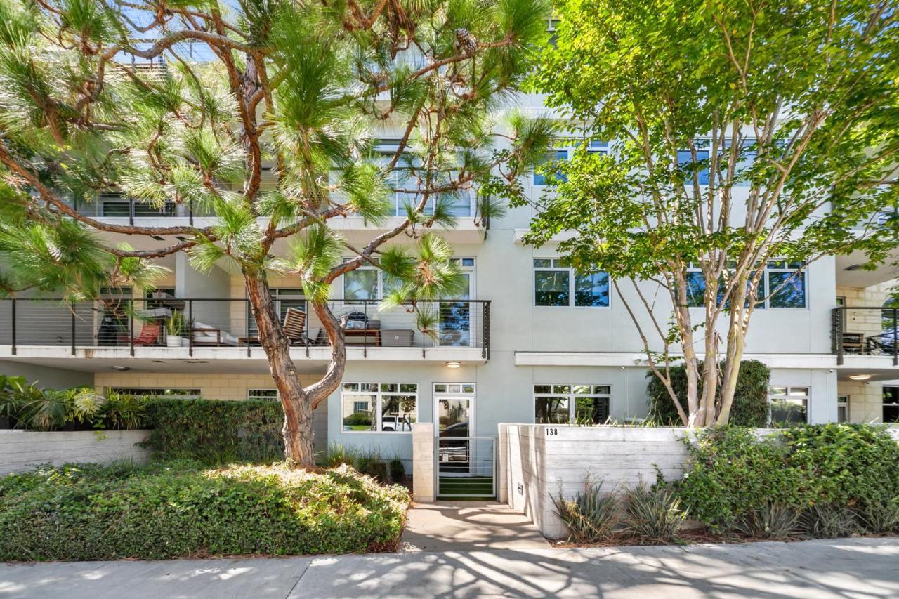 Beverly Grove Chic City Oasis 2 Bedroom Apt With Den 138 Los Angeles Dış mekan fotoğraf